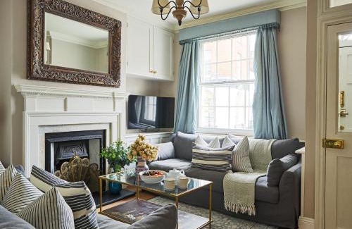 Henley-on-Thames House | Dolls House - Luxury Townhouse *sleeps 10*