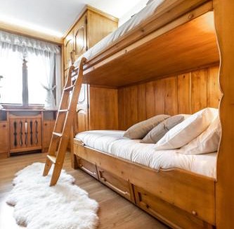 Cortina d'Ampezzo Historic Centre Apartment | Dolomiti Sweet Lodge