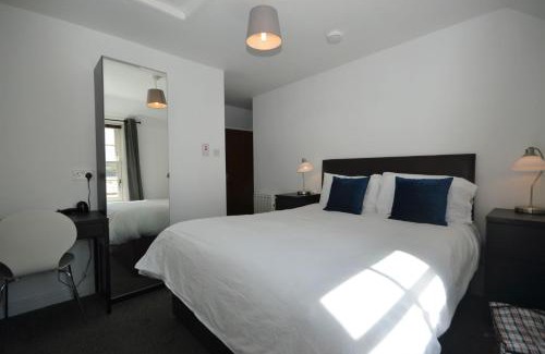 Tobermory House | Dolphin Apartment