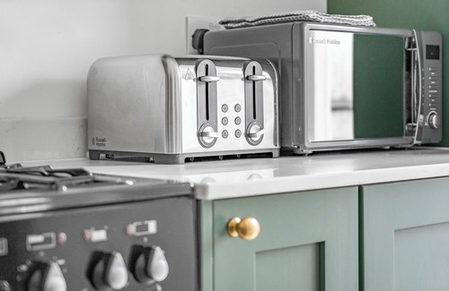 Henley-on-Thames Cottage | Dolphin Cottage