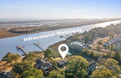 Ocean Isle Beach House | Dolphin Cove - Whole WATERFRONT House with Dock