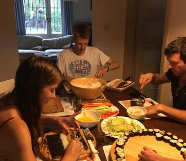 Jozefow House | DOM 4 POKOJE Z BASENEM BLISKO WARSZAWY