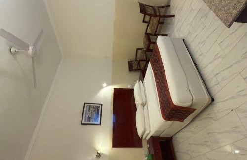 Al Maabilah Hotel | Dom Hotel