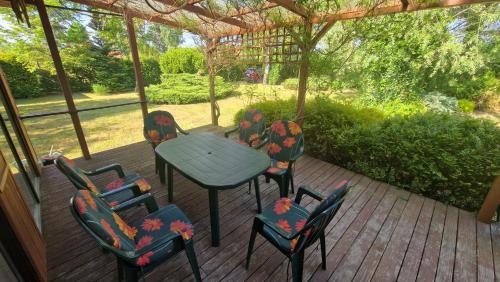 Radzymin House | Dom letniskowy z dużym ogrodem