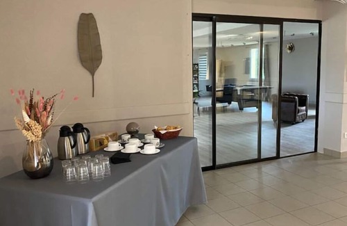 Saint-Jean-d'Ardieres House | Domaine de grande capacité en Beaujolais