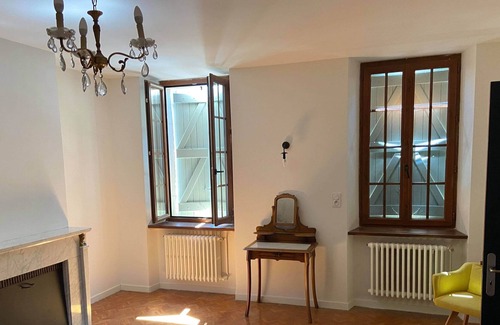 Saint-Julien-sur-Garonne House | Domain of Tuscan tunes