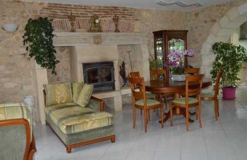 Thiviers Bed & Breakfast | Domaine de Chantegros