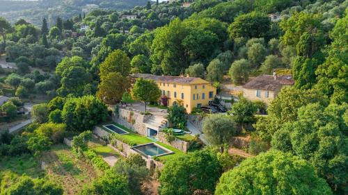 Grasse Bed & Breakfast | Domaine de la Cascade Parfumée