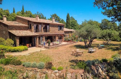 La Garde-Freinet Bed & Breakfast | Domaine des Chênes de la Galline