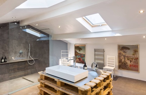 Saint-Antonin-du-Var House | Domaine du Clos d'Alari