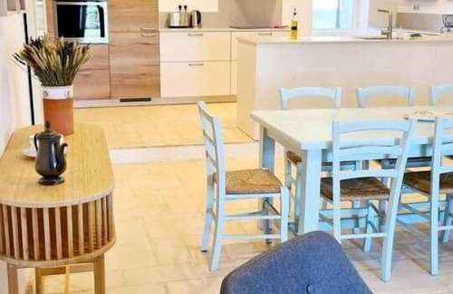 La Bastide-des-Jourdans Apartment | Domaine Les Hauts de Riganel Gîte les Oliviers