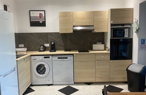 Berre-des-Alpes Apartment | Domaine Le Rocher d'Argent Appart dans domaine Swimming pool & Jacuzzi & Games room