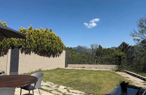 Berre-des-Alpes Apartment | Domaine Le Rocher d'Argent Appart dans domaine Swimming pool & Jacuzzi & Games room