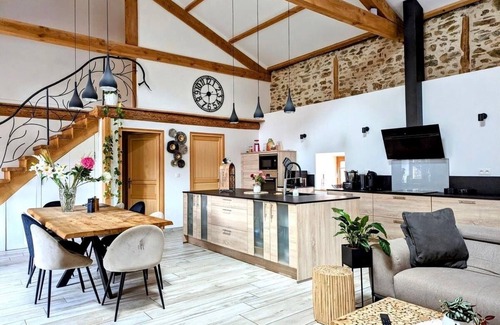 Saint-Vert House | Domaine Les Macans 4-star gîte in the heart of Livradois forez
