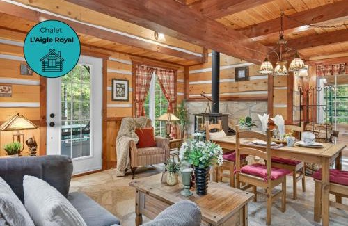 Mauricie House | Domaine Rivière Sacacomie Chalets et Bed and Breakfast -Manoir Canergie