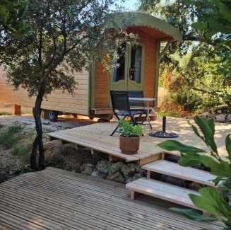 Baron Apartment | Domaine Roulotte Farigoule