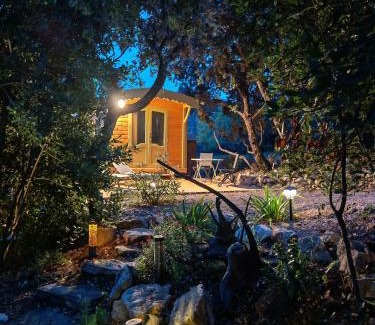 Baron Apartment | Domaine Roulotte Farigoule