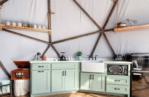 Lupton City Villa | Dome - Best Views Sum