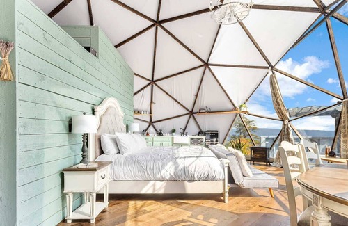 Lupton City Villa | Dome - Best Views Sum