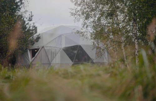 Pohja-Parnumaa Parish House | Dome house expierence near the river with free sauna