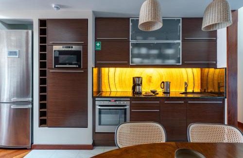 City Centre Apartment | Dome View Apartment by the Main Square - by Upstairs