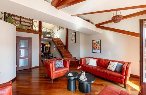 City Centre Apartment | Dome View Apartment by the Main Square - by Upstairs