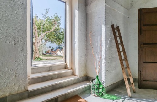 Squinzano Apartment | Domus Perrone with patio&garden! 10min from sea!