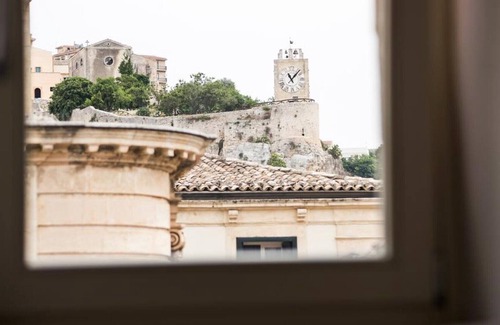Modica House | Domus Sbirciò Modica