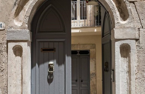 Modica House | Domus Sbirciò Modica