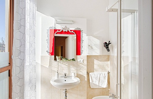 Santa Croce Apartment | Donatello next to Sant'Ambrogio