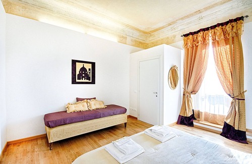 Santa Croce Apartment | Donatello next to Sant'Ambrogio