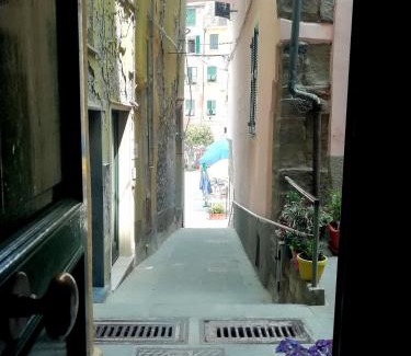 Vernazza Apartment | DonnaBarbara