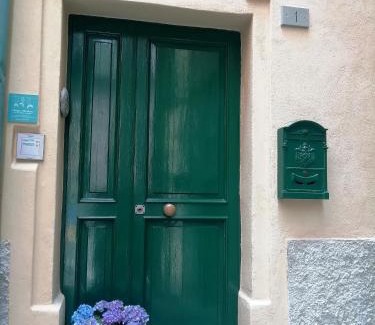 Vernazza Apartment | DonnaBarbara