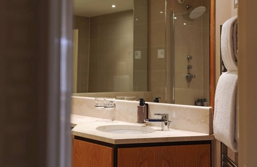 Newbury Hotel | Donnington & Co.