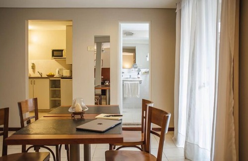 Corrientes Apartment | Donsuites Apart Hotel