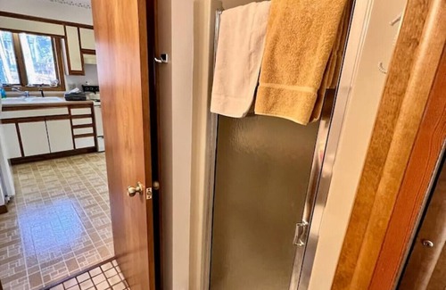 Sister Bay House | Door In The Woods - Sister Bay