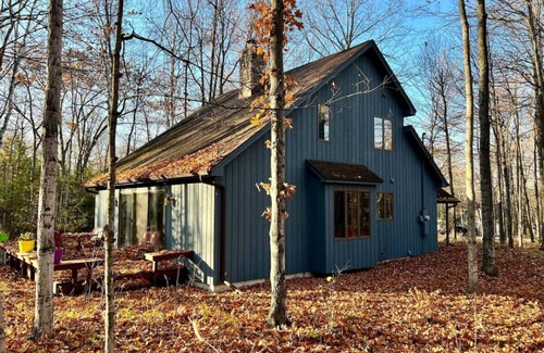 Sister Bay House | Door In The Woods - Sister Bay