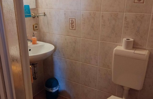 Klingenthal Bed & Breakfast | Doppelzimmer , Dusche, WC, 1 Aufb. Mgl. - Berggasthaus Schöne Aussicht