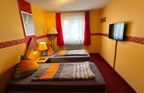 Erlangen Apartment | Doppelzimmer für 2 Gäste mit 18m² in Erlangen