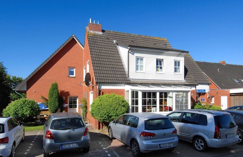 Neuharlingersiel House | Doppelzimmer Groß mit Terrasse - Hotel Garni Haus Am Meer
