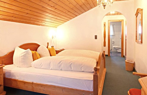 Mathon Apartment | Doppelzimmer Nr. 204 - Edelweißhof, Mathon