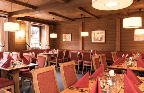 Oberammergau Hotel | Doppelzimmer (stornierbar, ohne Frühstück) - Hotel Wittelsbach