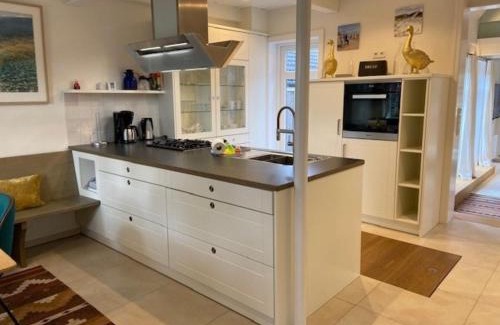 Nieblum House | Doras Hus