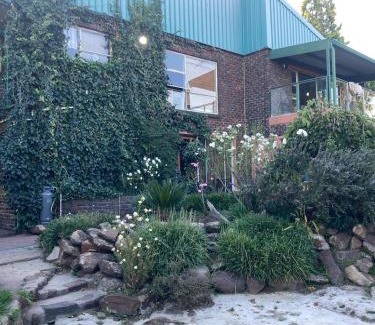 Govan Mbeki House | Doringdraad Lodge Room Rafiki