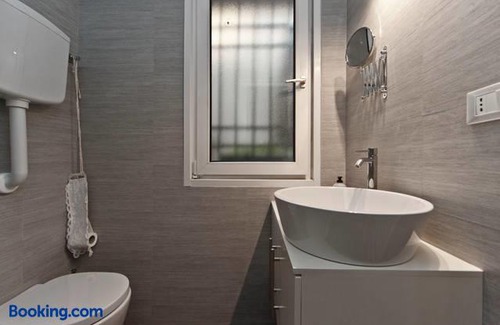Dorsoduro House | Dorsoduro House