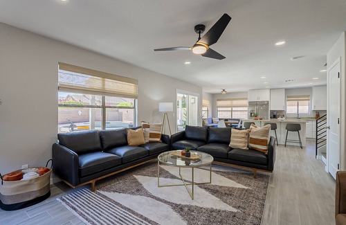 Neely Farms House | Dos Palmas - Gilbert Poolside Retreat