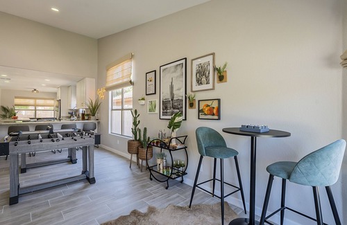 Neely Farms House | Dos Palmas - Gilbert Poolside Retreat