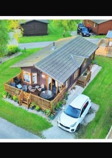 South Lakeland Leisure Village House | Dot's Place 1