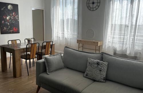 Douai Apartment | Douai 2: joli appartement face à la gare