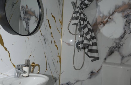 Sankt Kanzian am Klopeiner See Bed & Breakfast | Double room 8 with balcony - Pension Eule